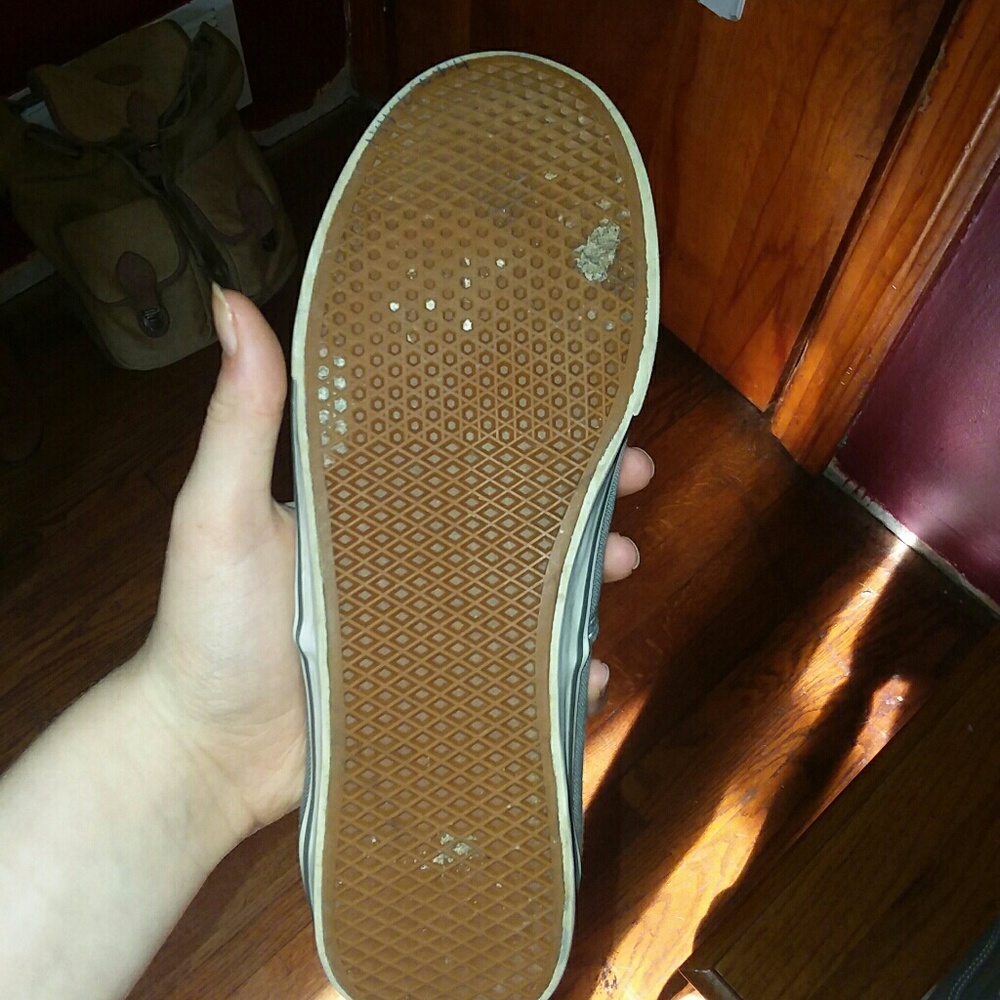 Vans - Picture 2 of 3